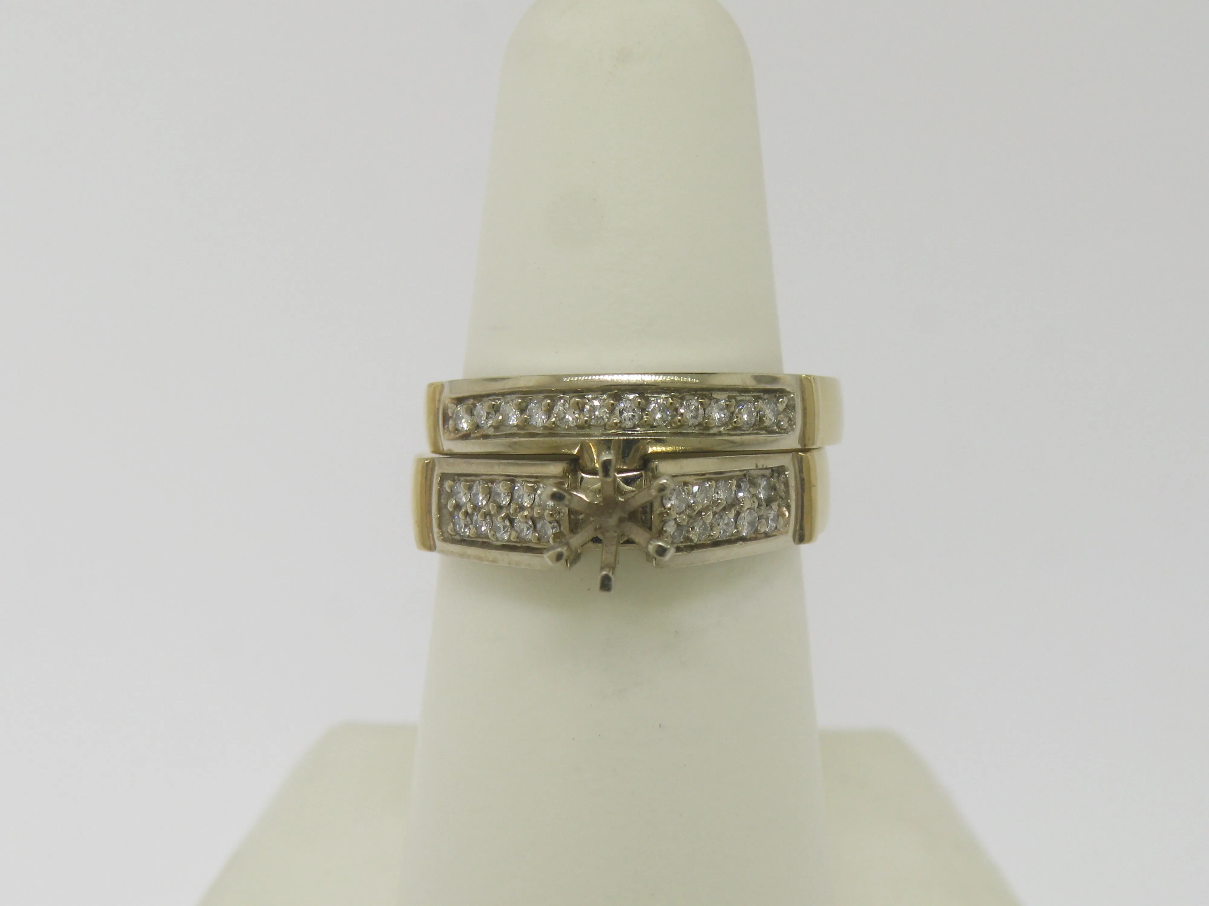 14k Yellow Gold Diamond Wedding Set Complimentary Mounting Size 6.75