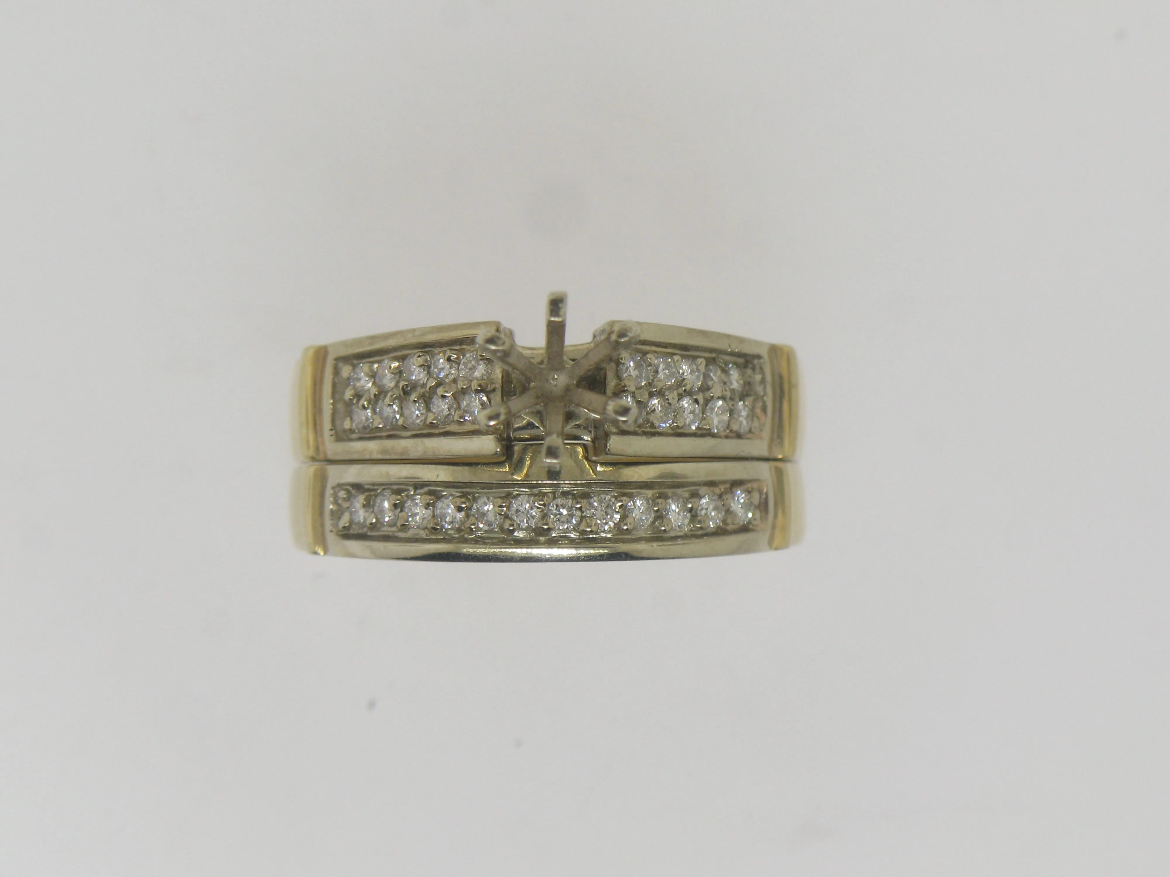 14k Yellow Gold Diamond Wedding Set Complimentary Mounting Size 6.75