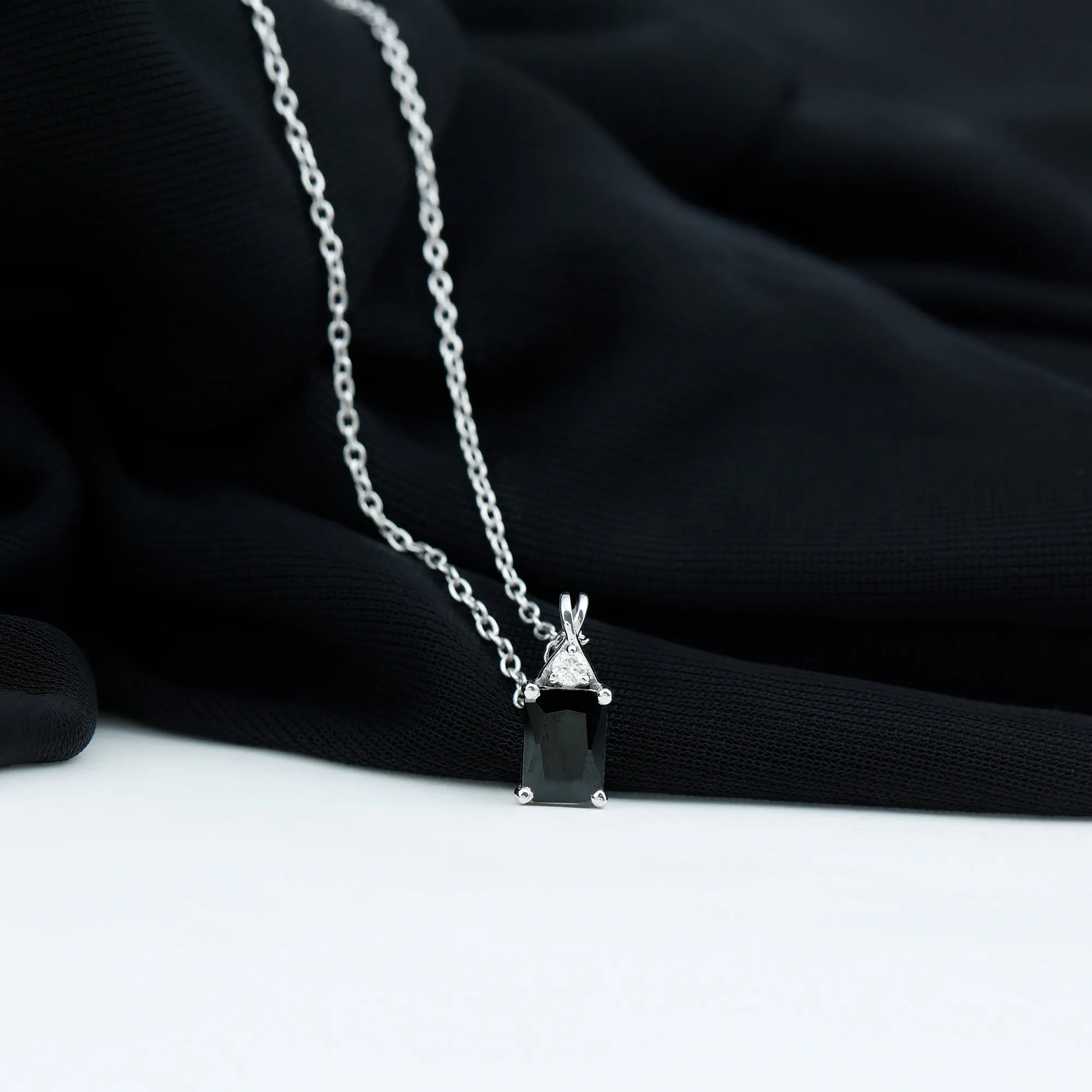 2 CT Simple Black Onyx Solitaire Pendant with Moissanite