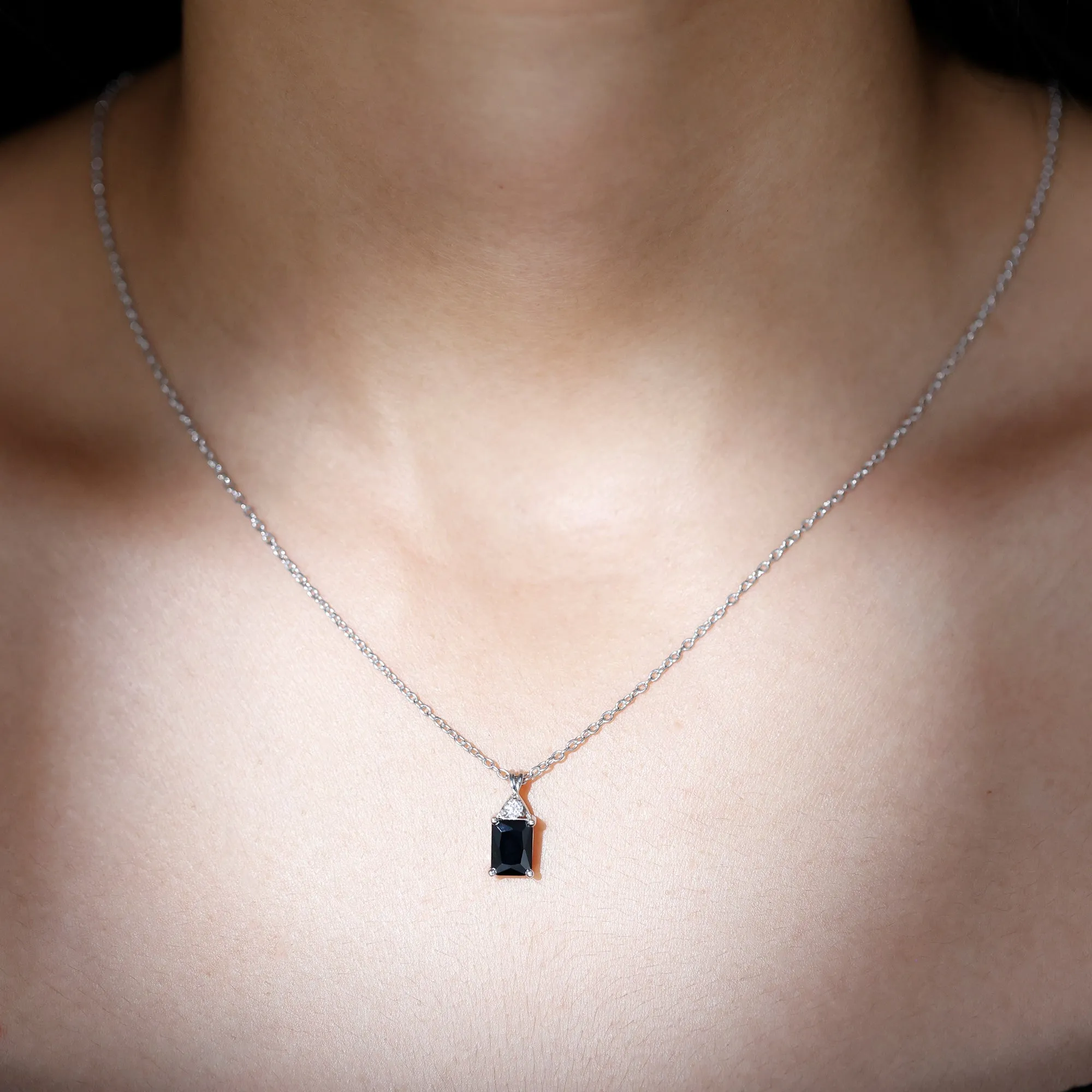 2 CT Simple Black Onyx Solitaire Pendant with Moissanite