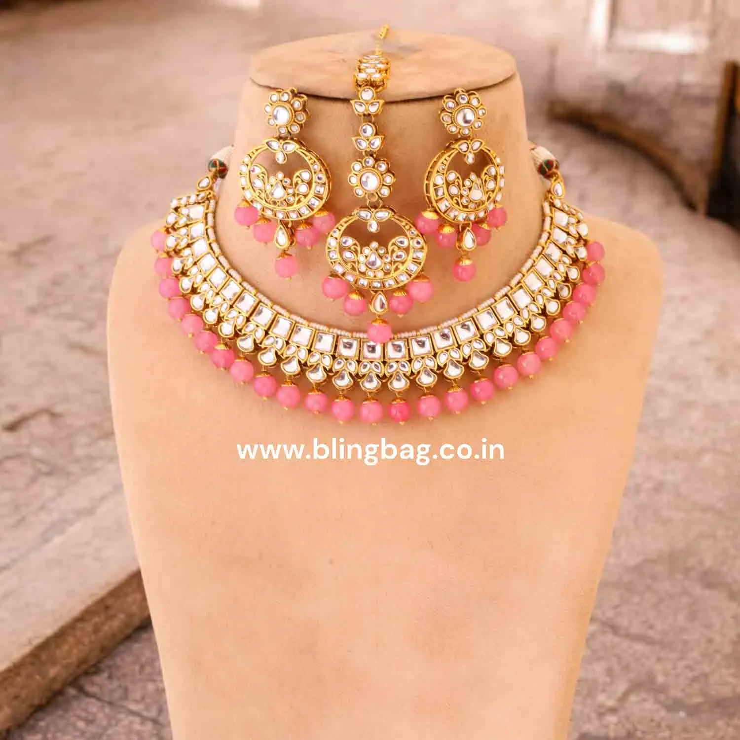Coral Aaria Kundan Jewellery Set