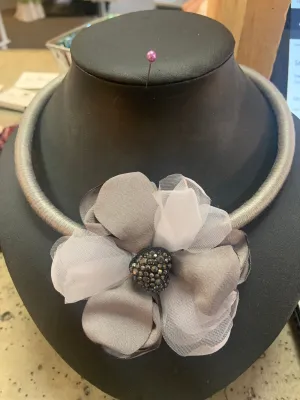 Grey Flower Magnetic Necklace
