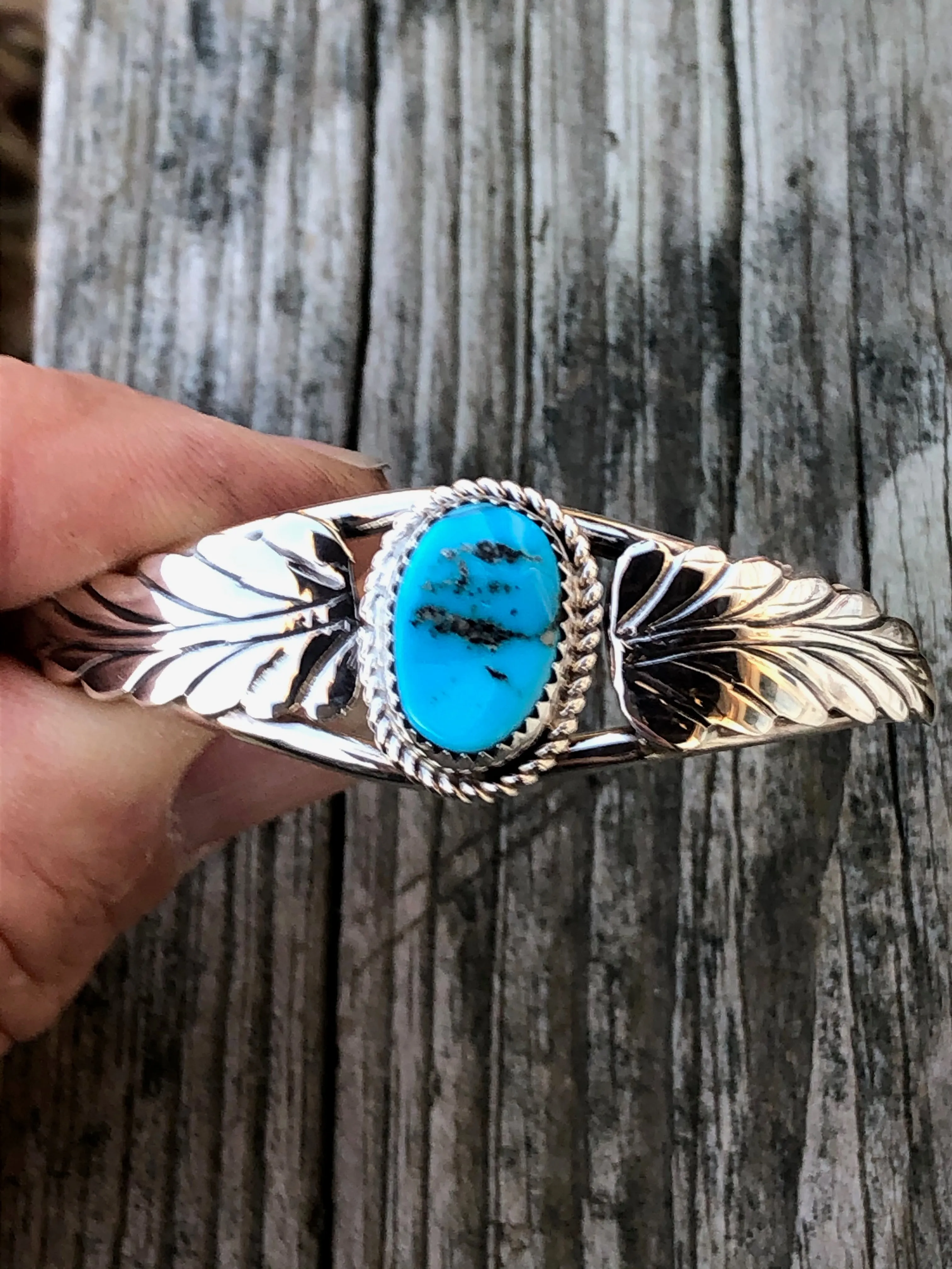 Navajo leaf detail turquoise bracelet