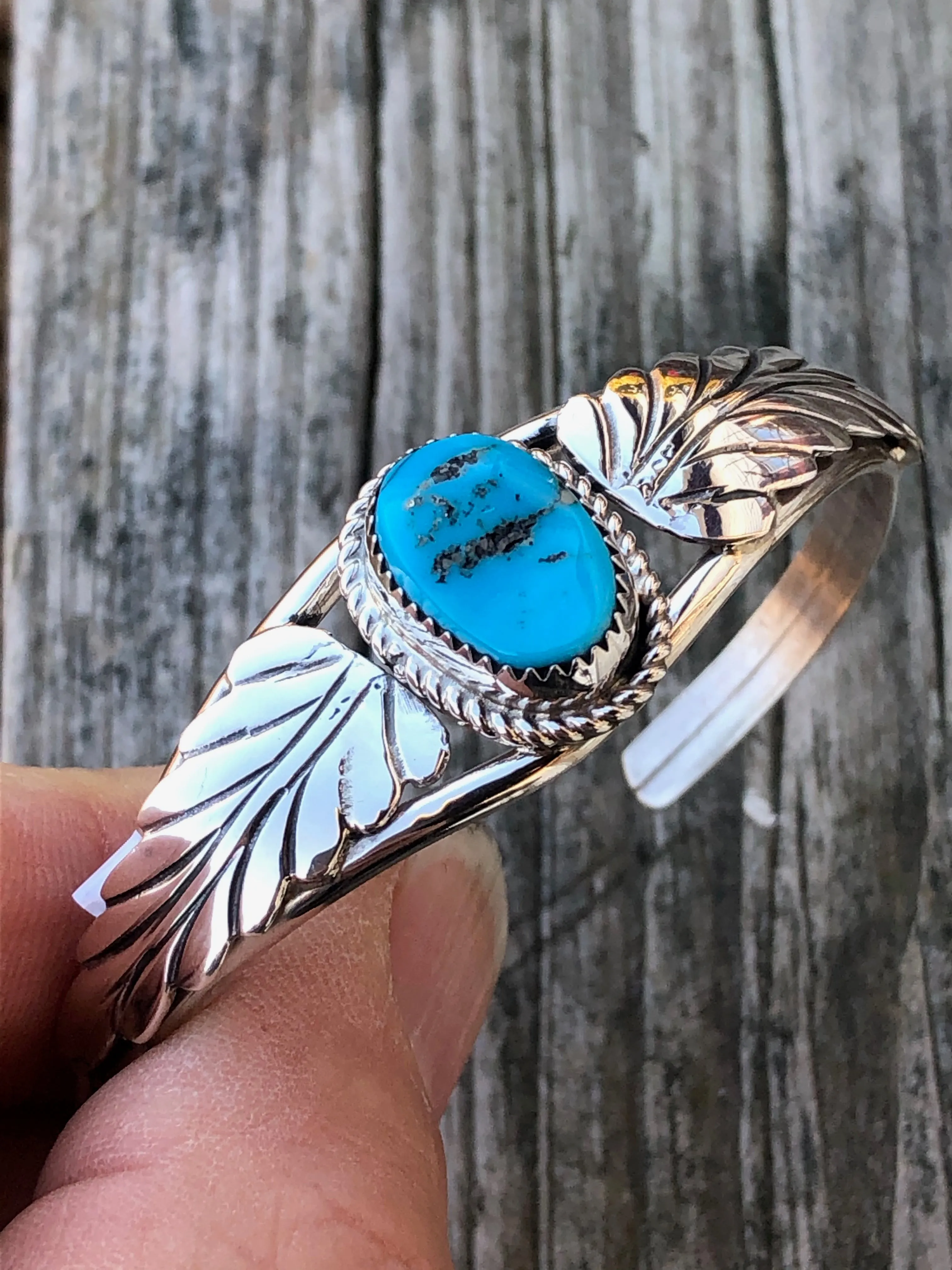 Navajo leaf detail turquoise bracelet