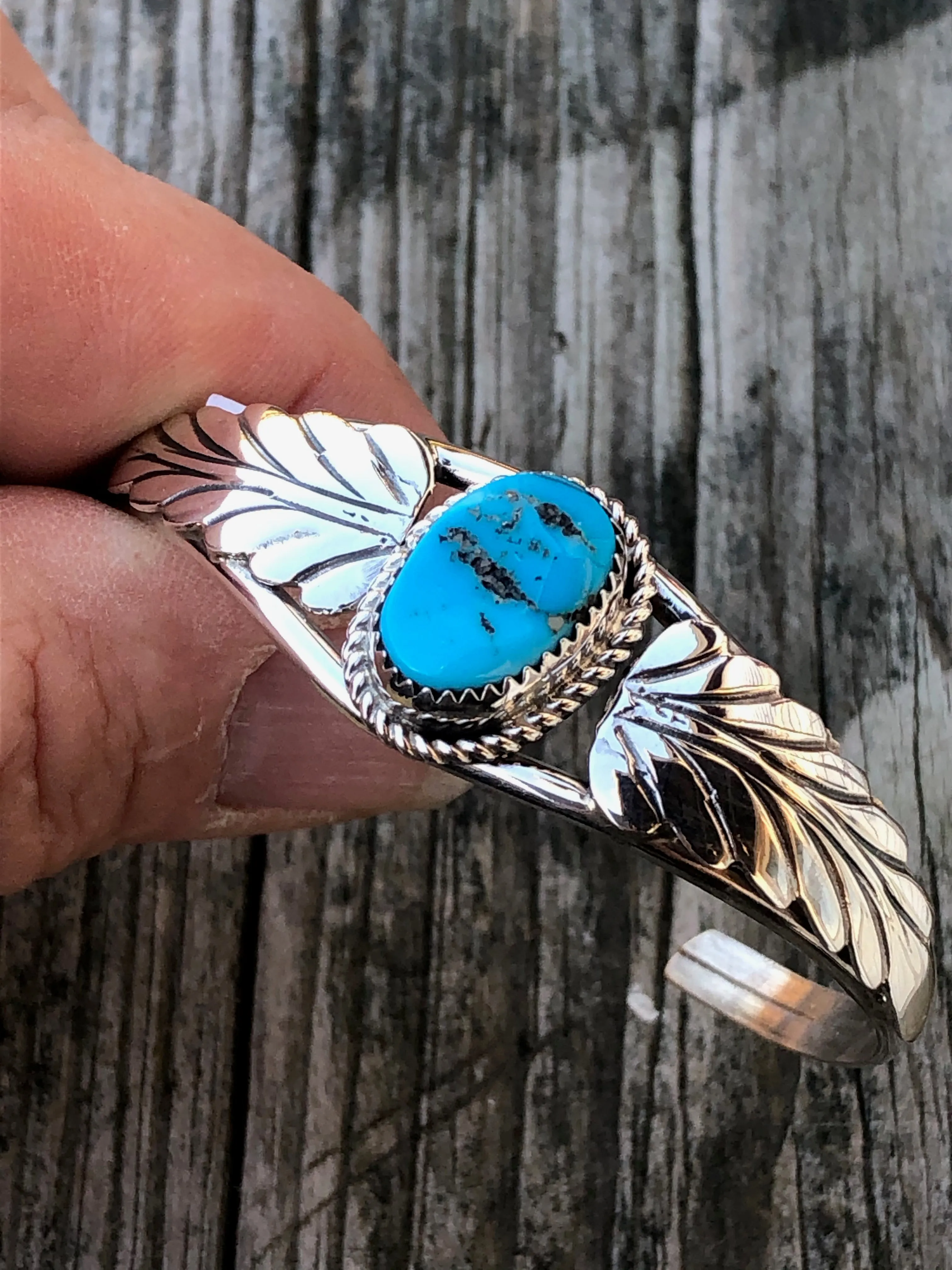 Navajo leaf detail turquoise bracelet