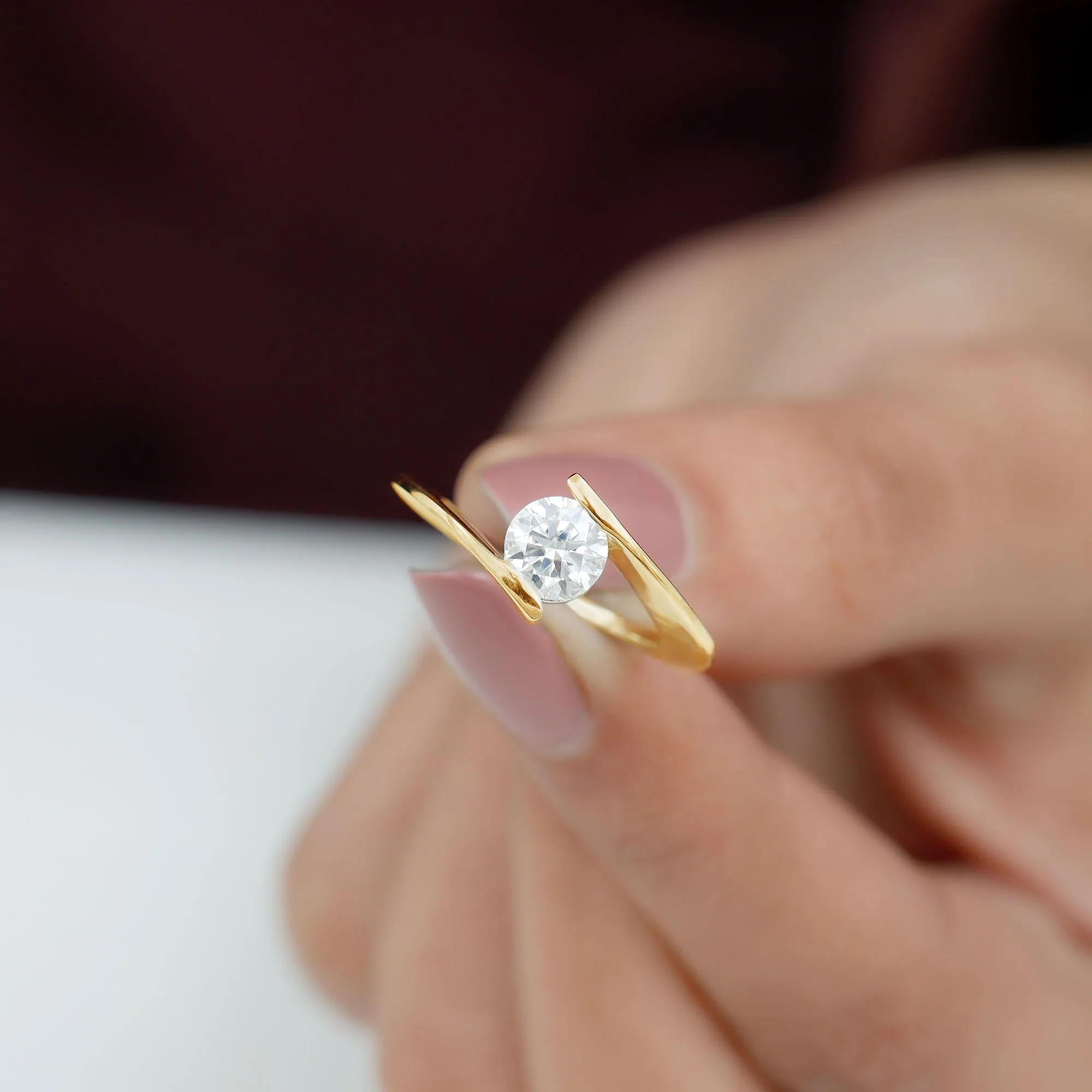 Round Shape Moissanite Solitaire Bypass Gold Ring