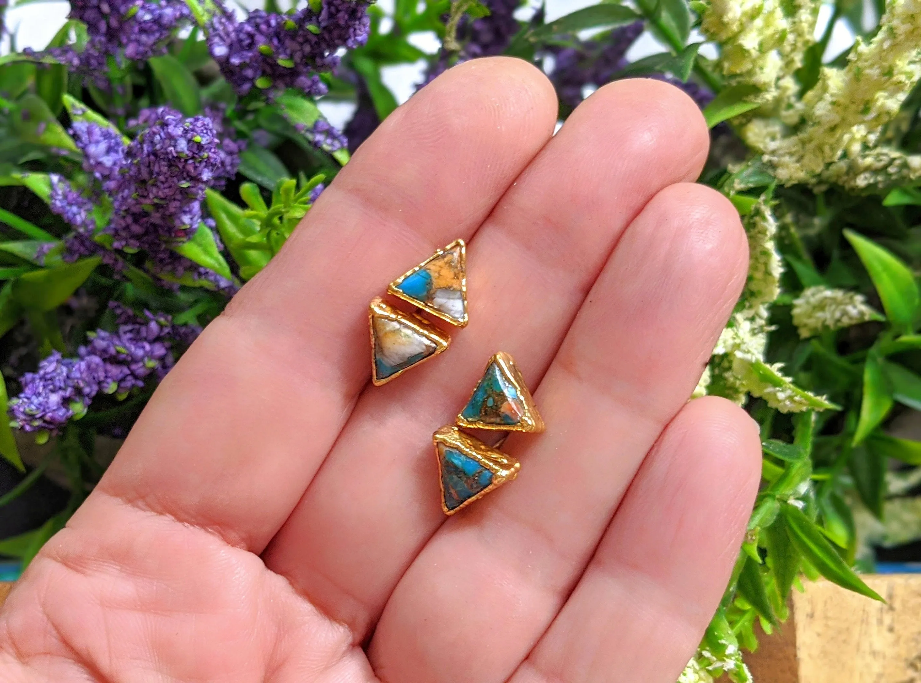 Spiny oyster copper Turquoise stud earrings