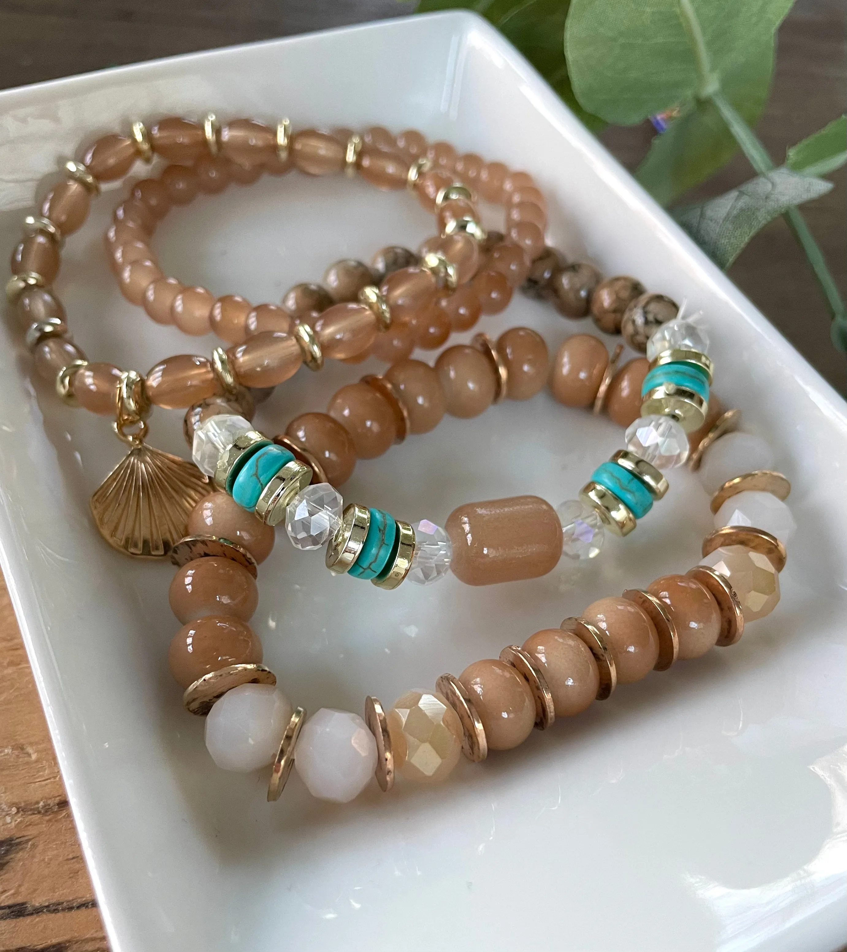 Tan Seashell Stack