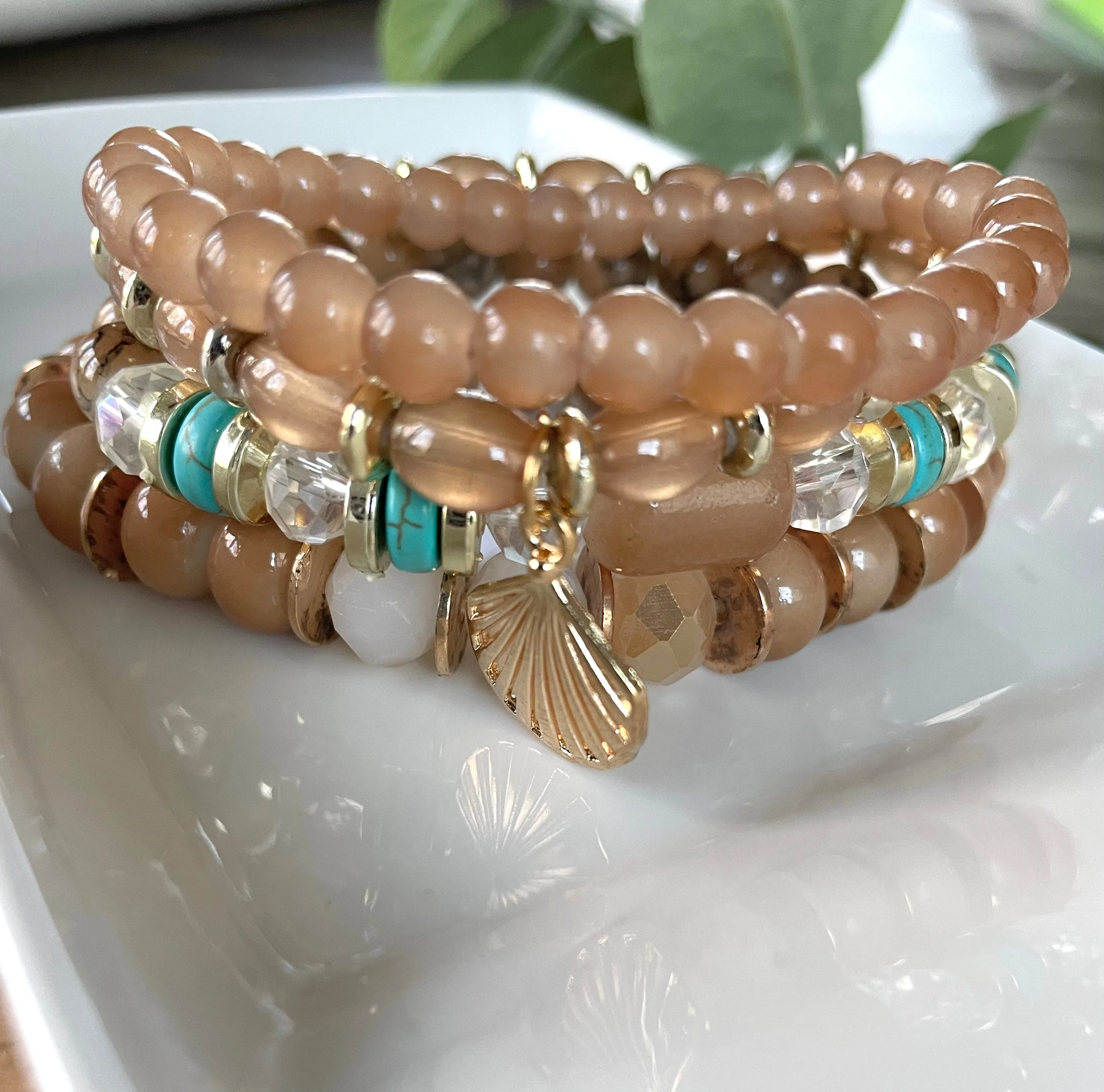 Tan Seashell Stack