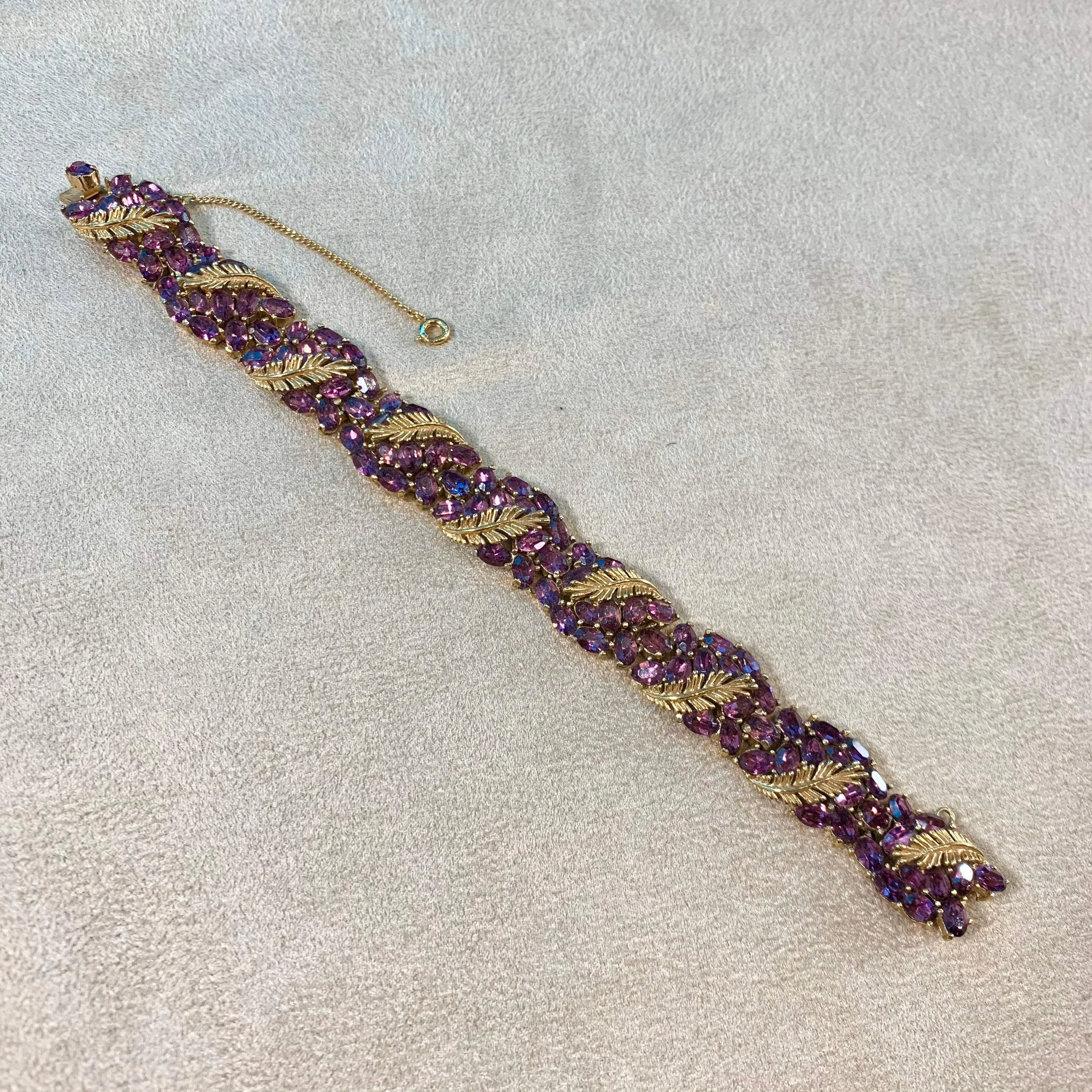 Trifari purple crystal vintage bracelet gold plated