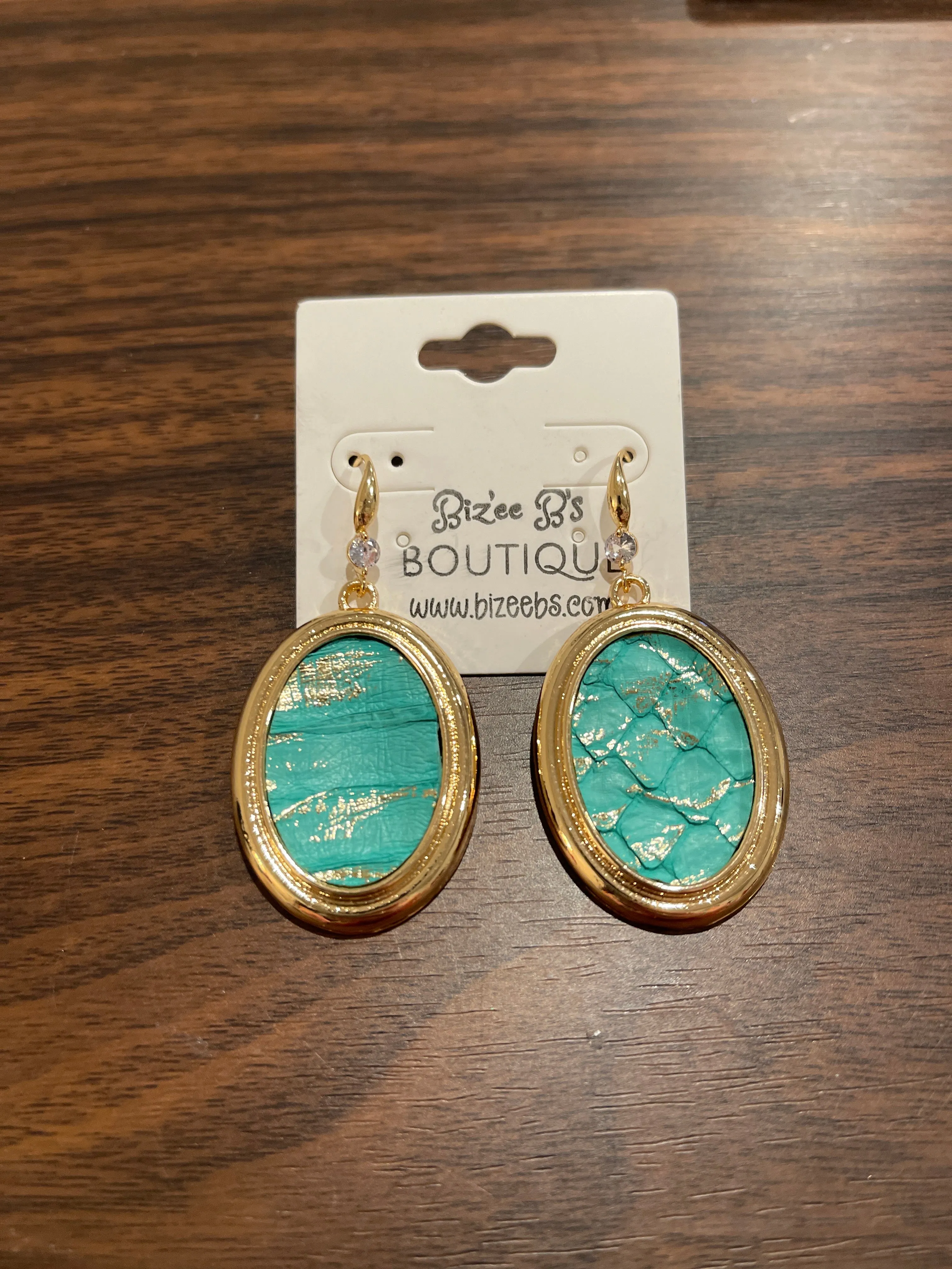 Western Cracked Look Gold Oval Earrings